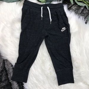 Girls Nike Cropped Sweatpants
